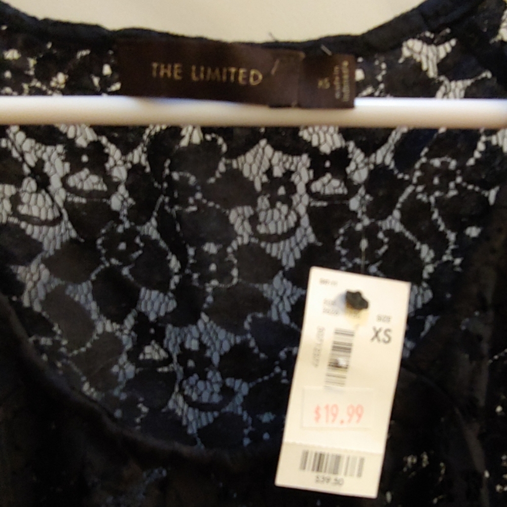 Lace blouse - Picture 2 of 4